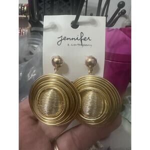 Jennifer & Company Gold Tone Spiral Statement Textured Round Earrings NWT 3